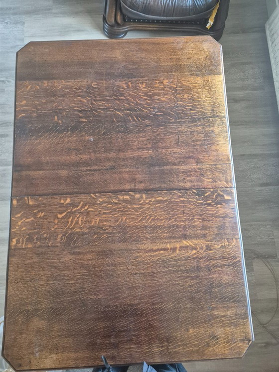 Image 1 of Tavolo da pranzo antico con centrotavola