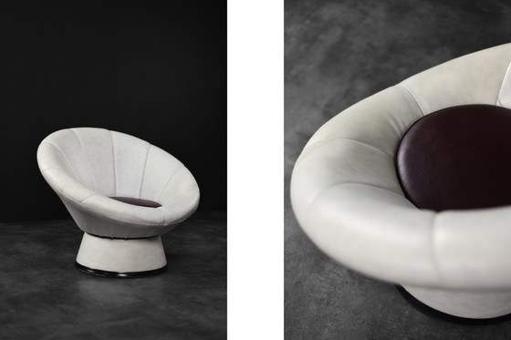 Image 1 of Vintage Italiaanse moderne draaibare bloemenstoel uit het midden van de vorige eeuw, jaren 70