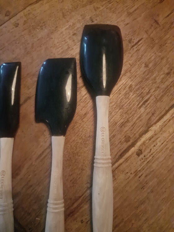 Le Creuset, Juego de raspador y espátula – Accesorios de cocina, Rubber, Wood (photo 3 of 6)