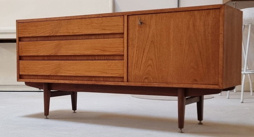 Lowboard aus der Mitte des Jahrhunderts