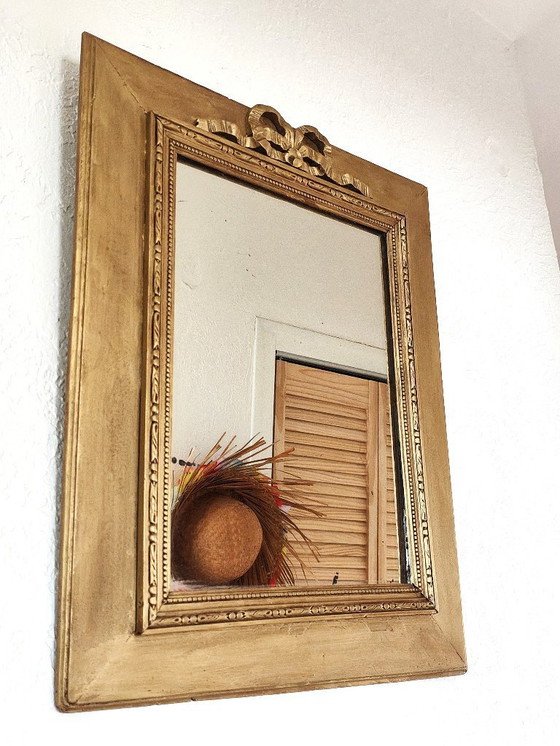 Image 1 of Specchio antico con cornice dorata, 56 cm x 45 cm