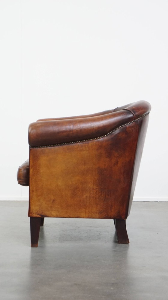 Image 1 of Fauteuil club en cuir de mouton couleur cognac