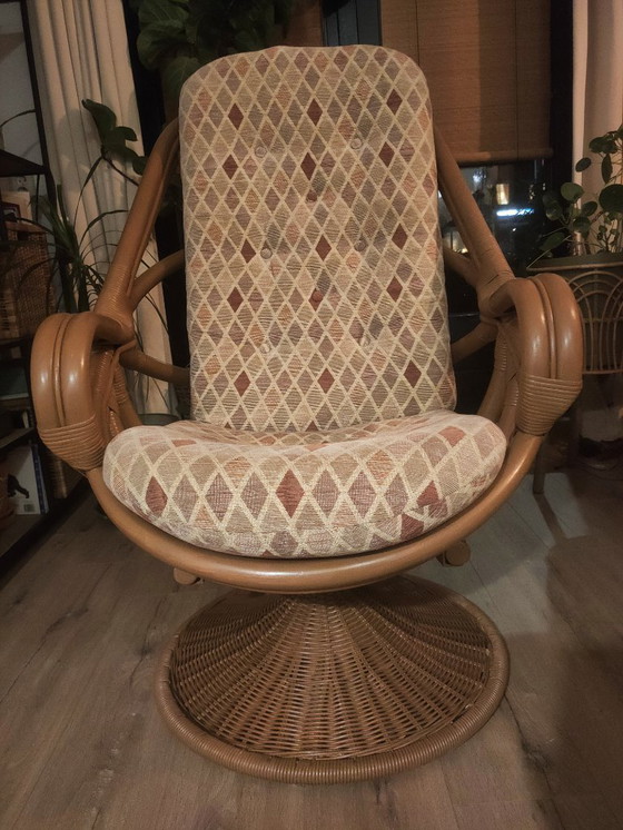 Image 1 of Unique bamboo/ Manou swivel chair!