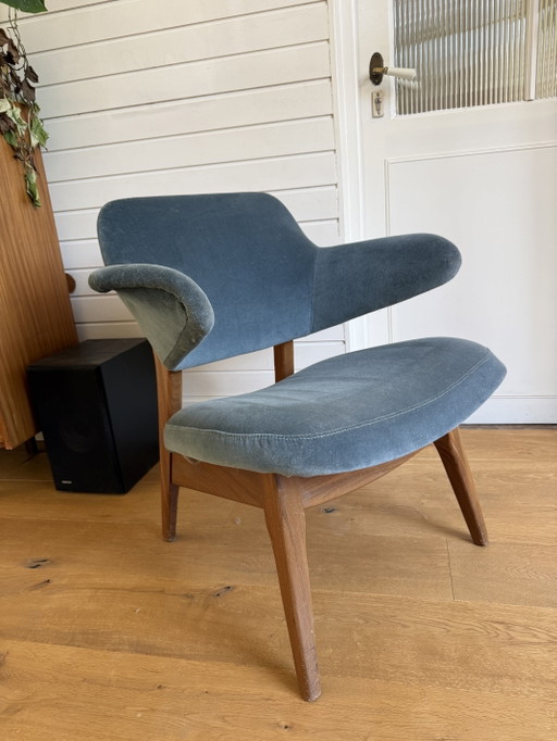 Louis van Teeffelen for Wébé “Wing” armchair – fauteuils, Velvet, Wood (photo 2 of 7)