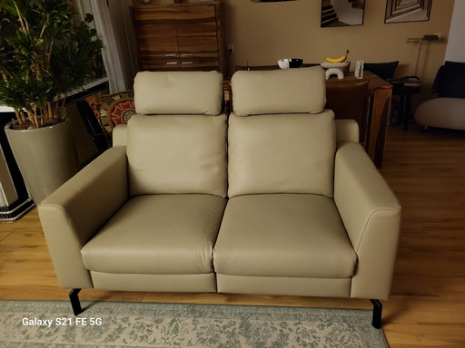 Nuevo sofá Montel Full Flex de cuero para 2 personas