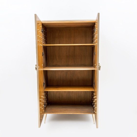 Image 1 of Mueble bar italiano de latón con tiradores esculturales de latón fundido.