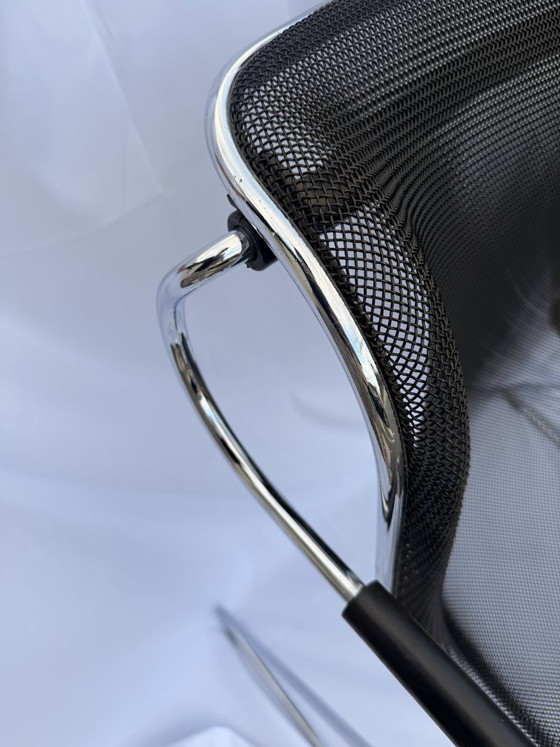 Image 1 of Silla Penélope de Charles Pollock Castelli | Diseño de 1982