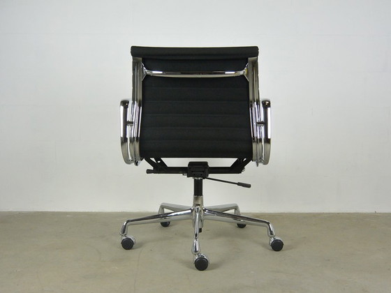 Image 1 of Vitra EA 117 Bürostuhl