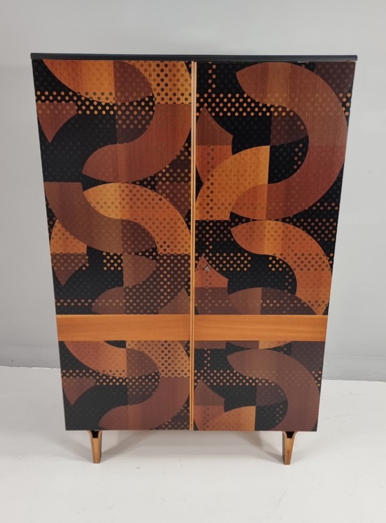 Image 1 of Vintage kledingkast 1970