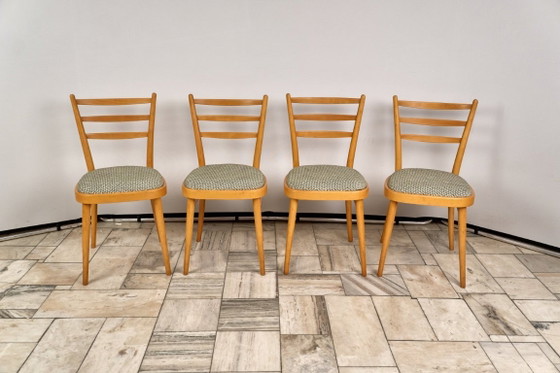 Image 1 of Juego de 4 sillas de comedor, TON, década de 1960, Checoslovaquia