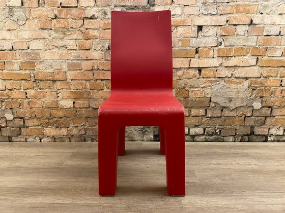 Image 1 of Richard Hutten Centraal Museum rood