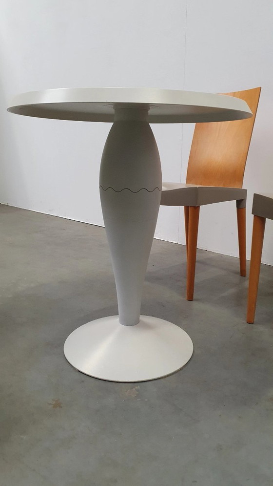 Image 1 of Mesa de jardín de diseño Miss Balù Philippe Starck Kartell