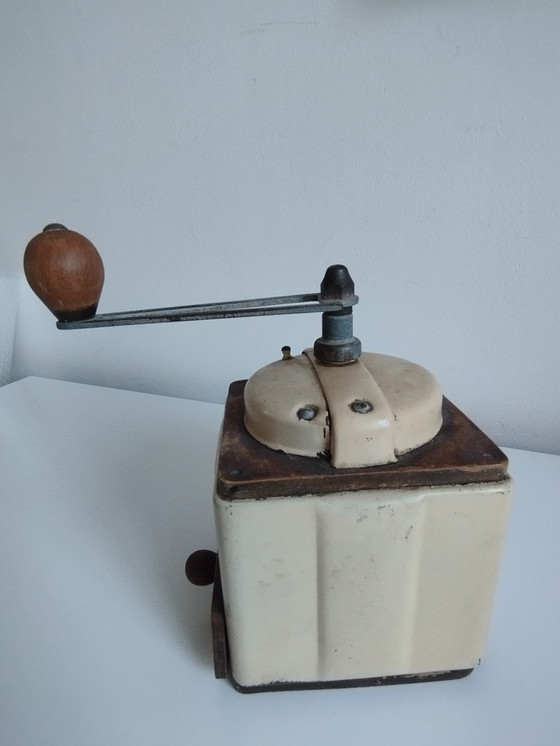 Image 1 of Moulin à café vintage Peugeot 