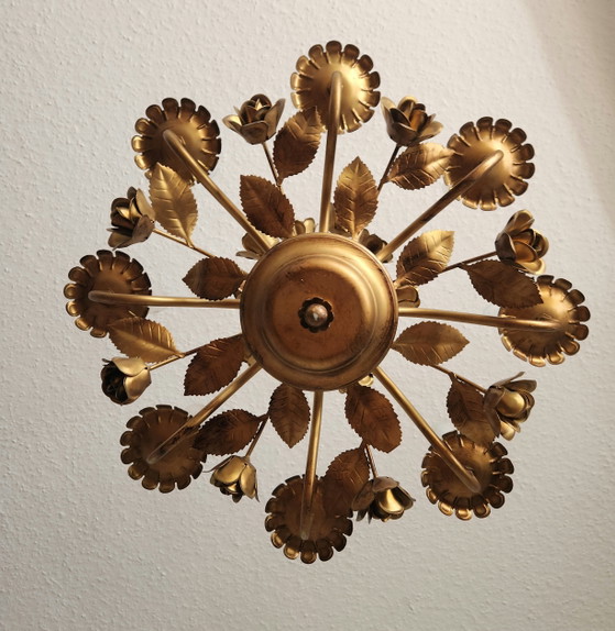German Hollywood Regency Honsel chandelier, 8-arm, gold-plated, floral, 1970s – Metal (photo 10 of 15)