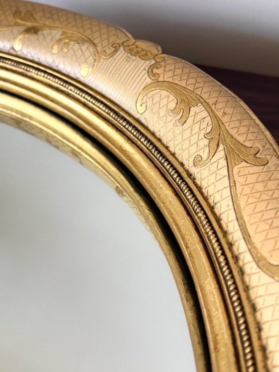 Vintage Gilded Convex Round Mirror Regency by Atsonea – Wood (photo 5 of 10)