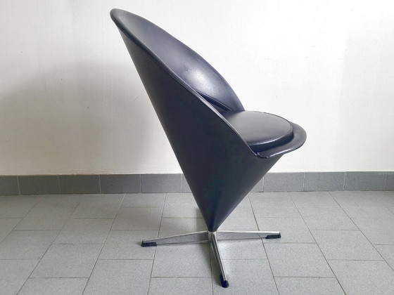 Image 1 of VINTAGE CONE CHAIR K1 BY VERNER PANTON 1950 BLACK FAUX LEATHER & STEEL