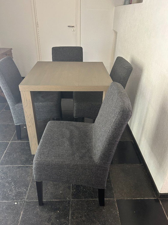 Oak-colored dining table with 4 chairs (as good as new) – Dining chairs, Textile (photo 4 of 5)