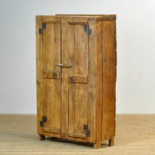 Wabi-Sabi-Schrank, um 1900