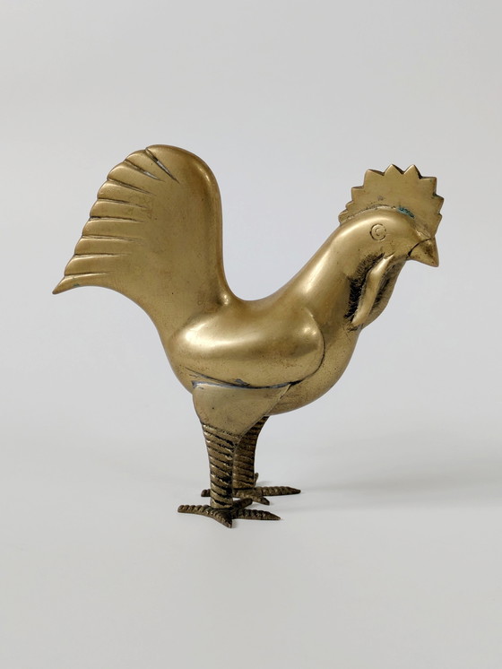 Image 1 of Figurina di gallo in ottone del Medioevo, scultura di uccello modernista stilizzato, decorazione animale in ottone vintage