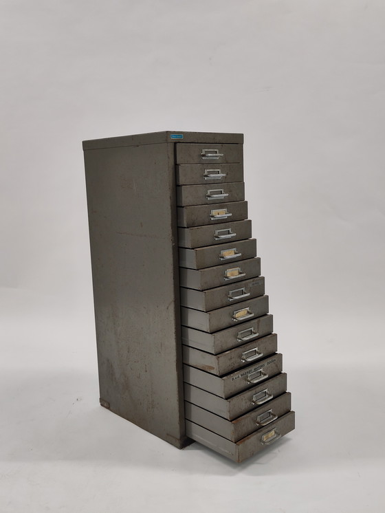 Image 1 of Mobiletto vintage in metallo con 15 cassetti