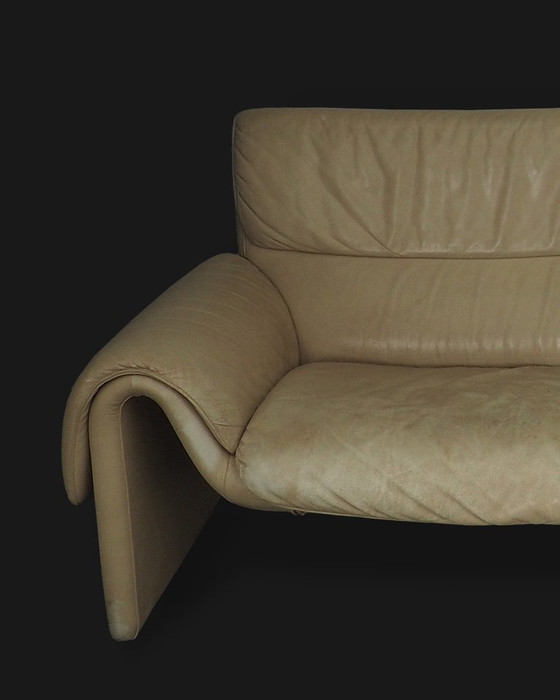 Image 1 of De Sede DS-2011 crèmekleurige leren bank