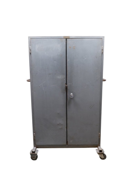 Image 1 of armadio mobile industriale