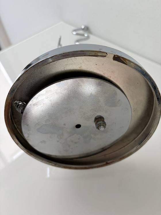 Portarotolo da cucina cromato con forma a mano – Design Postmoderno – Accessori da cucina, Aluminium (photo 8 of 8)