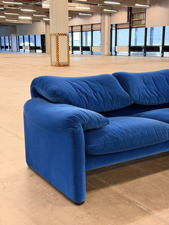 Canapé 2 places Cassina Maralunga | Bleu | Vintage – Canapés d'angle, Textile (photo 6 of 11)