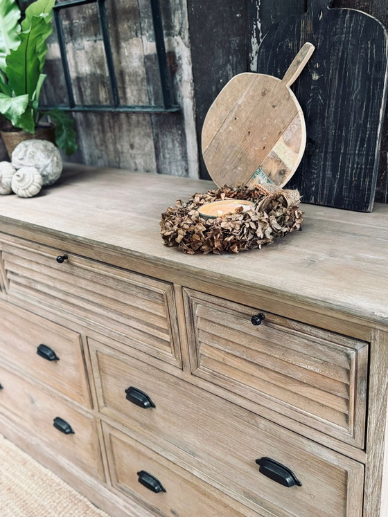 Eden Kommode mit 7 Schubladen von Essentials for Living – Sideboard, Wood, Metal (photo 5 of 5)
