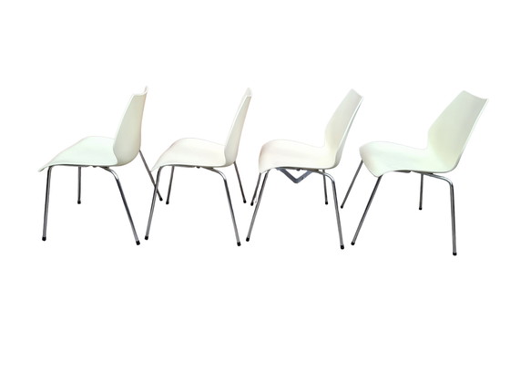 Image 1 of 4x Kartell Maui chairs by Vico Magistretti