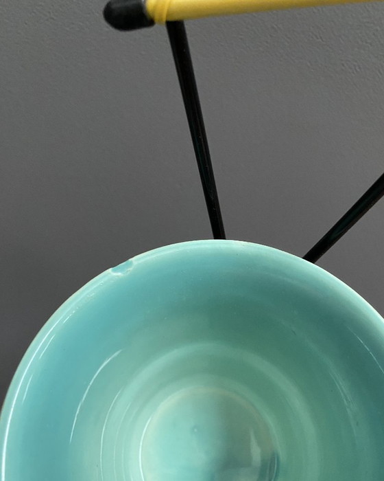 Image 1 of Wandhanger inclusief bloempot in groen, jaren 60.