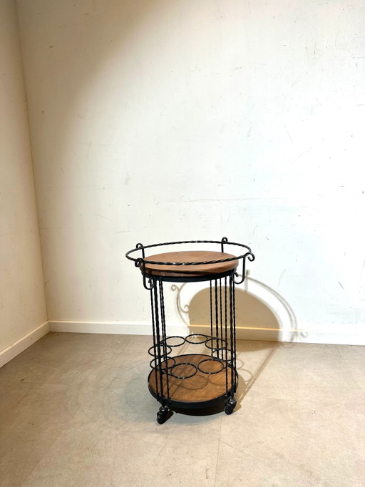 Carrito de bar de hierro y madera – Soporte para botellas y bandeja de servicio – serveerwagens, Glass
