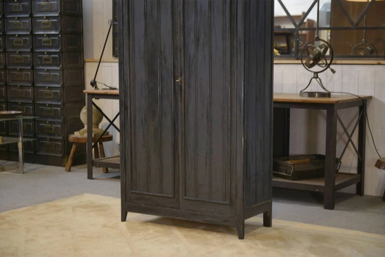 Distressed wardrobe from the 1950s. – Wood, Vintage (photo 4 of 15)