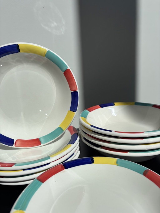 Servizio da tavola vintage italiano da 12 pezzi con design Memphis (anni '80)