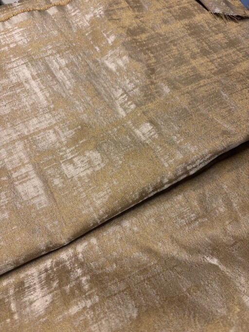 Tessuto Rubelli, Argilla color tortora e oro