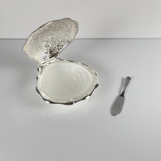 Image 1 of Beurrier vintage en métal "Huitre" et insert en verre, 1970