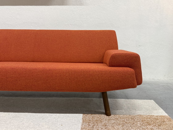 Image 1 of Divano Havee Cloak Sky 3,5 posti Hallingdal rosso arancio