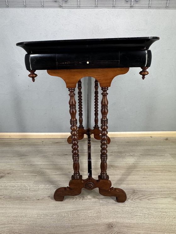 Image 1 of Mesa de té o bandeja antigua (ca. 1850-1900)