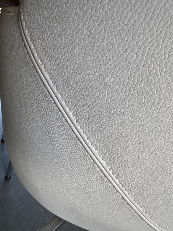 Image 1 of Vintage top quality and comfort Design chairs 6 pieces white leather chrome