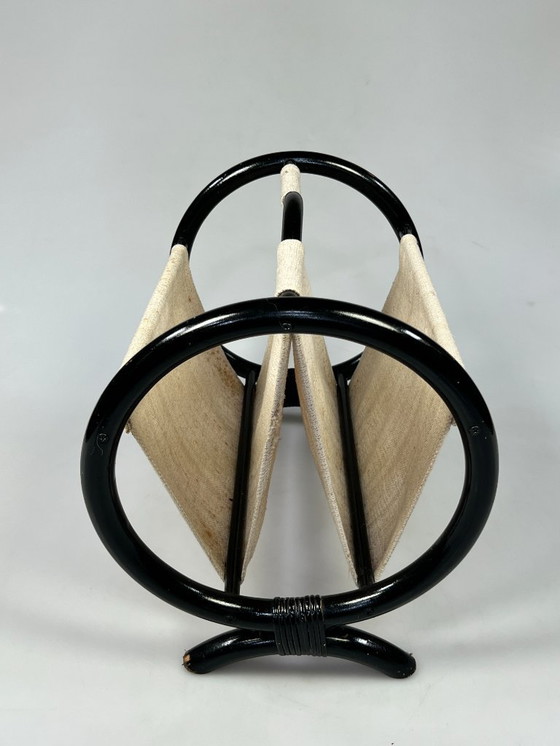 Image 1 of Leggio rotondo vintage / portariviste, rattan nero, anni '70