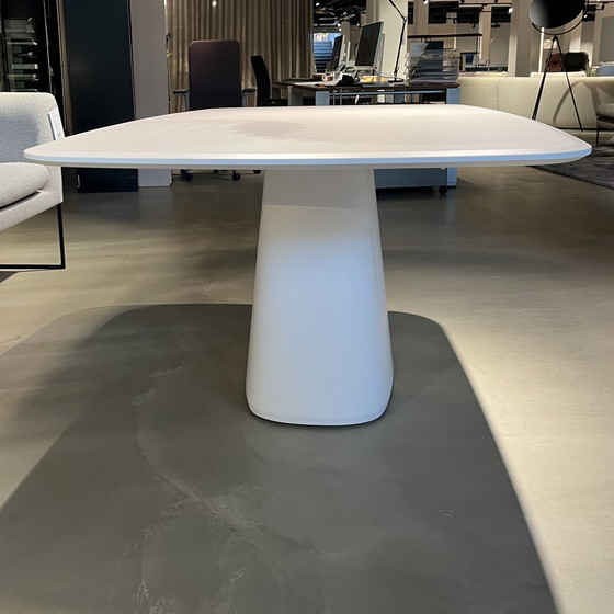 Image 1 of Tavolo da pranzo COR Conic - 190x107