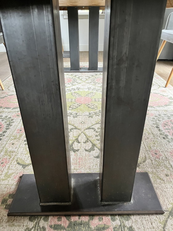 Image 1 of Mesa de comedor de roble