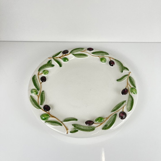 Image 1 of Plat rond en faïence « olive », Deruta, Tiriduzzi, Italie