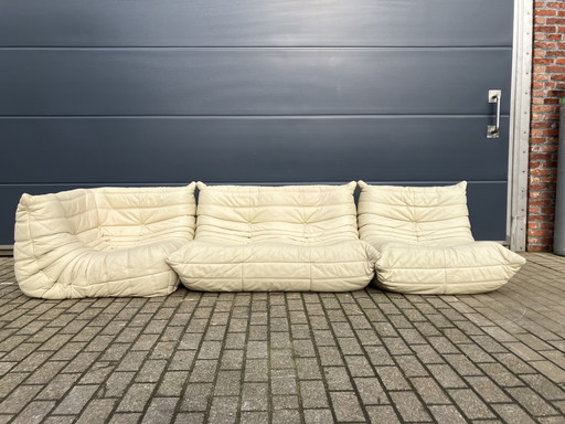 100% authentic Ligne Roset Togo 1.2z & corner in beige leather