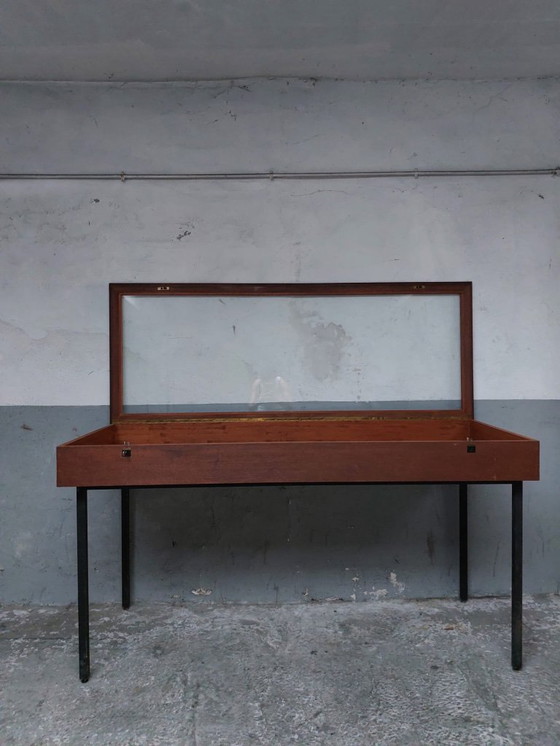 Image 1 of vetrina vintage