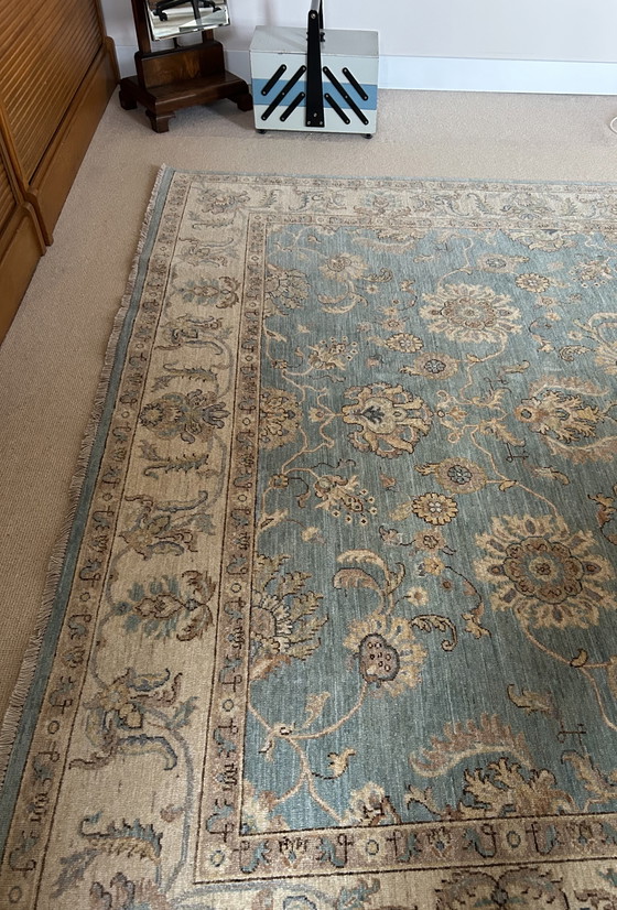 Image 1 of Alfombra Ziegler azul claro de 2,5 x 3 metros.