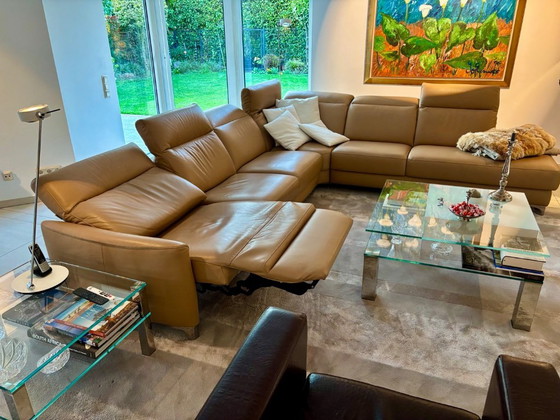 Image 1 of Eck-Couch // elekr. Fuß-& Kopfteil // elektr. Sitzheizg // neuwertig