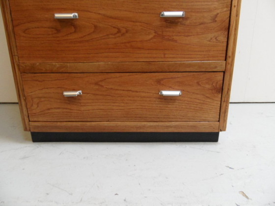 Image 1 of Commode vintage de magasin
