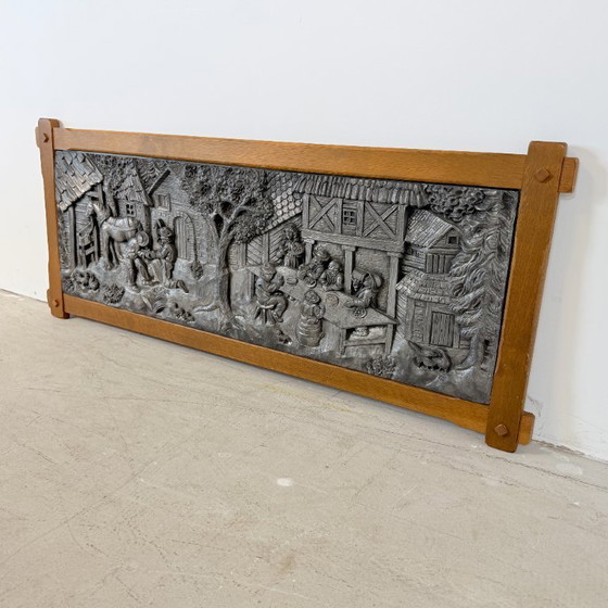 Zinn-Wandpaneel mit Gasthausszene – Wanddekoration, Wood, Iron, Vintage (photo 3 of 5)