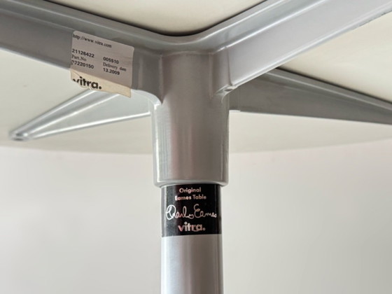 Image 1 of vitra Eames Contract design tavolo Ø80cm